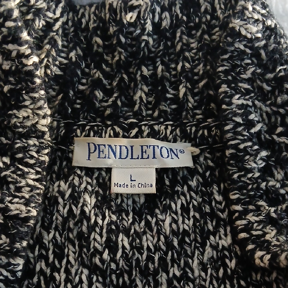 Pendleton Chucky Cardigan Sweate - Picture 12 of 13